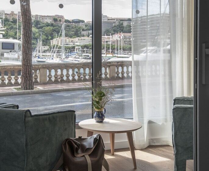 اتاق استاندارد با بالکن و چشم‌انداز دریا, Boutique Hotel Miramar