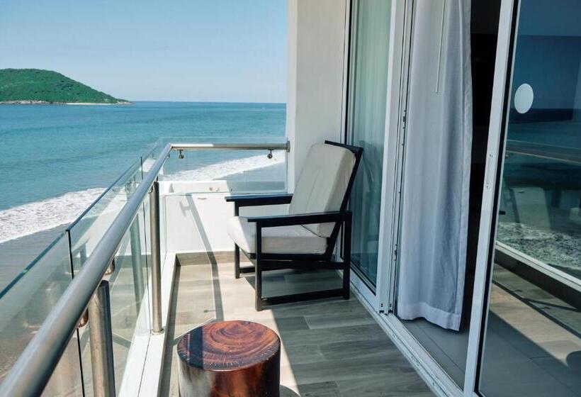 オーシャンビューデラックススイート, The Inn At Mazatlan