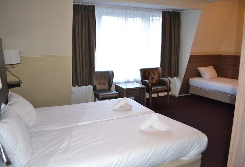스탠다드 트리플 룸, Aadam Hotel Wilhelmina