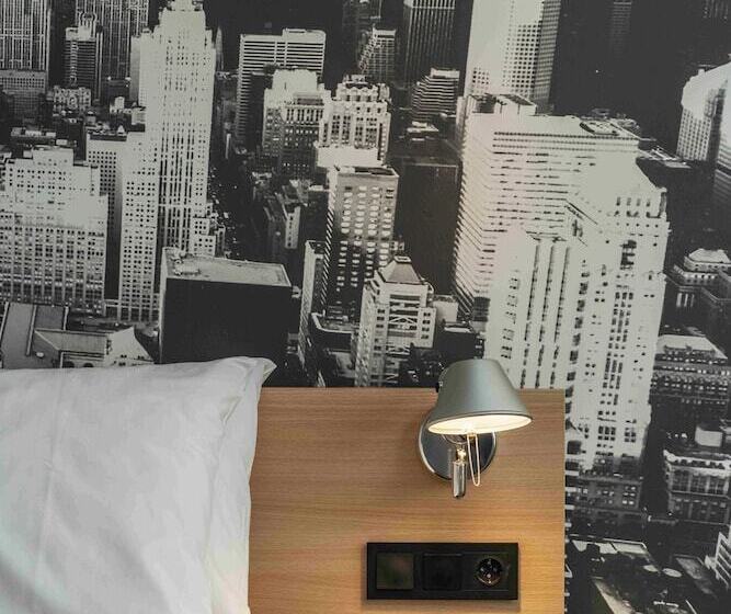 Номер Стандарт, Thon Hotel Bergen Airport
