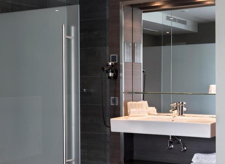 Номен Superior с Гидромассажем, Van Der Valk Hotel Gilze Tilburg