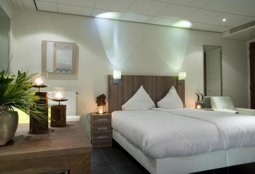 Студия Стандарт, Van Der Valk Hotel Gilze Tilburg