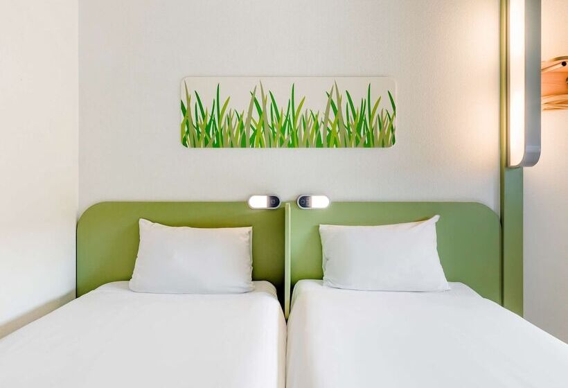 Номер Стандарт, Ibis Budget Warszawa Reduta