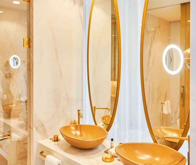 스탠다드 룸 바다 전망, Savoy Palace, The Leading Hotels of The World Savoy Signature