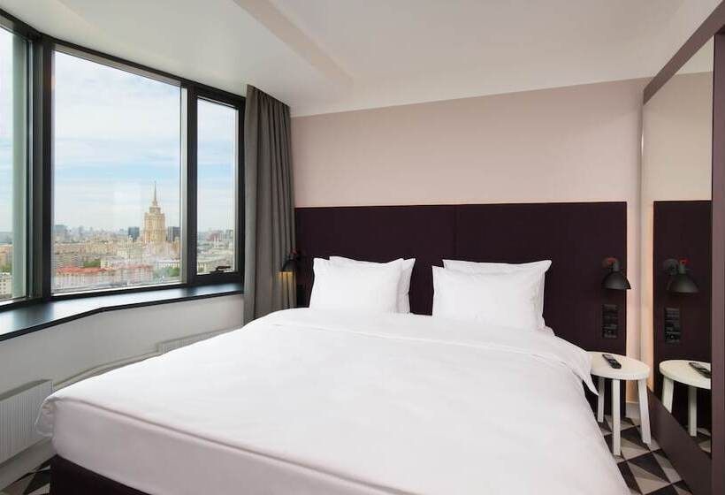 Полулюкс, Azimut Hotel Smolenskaya Moscow
