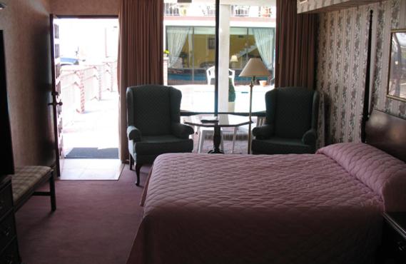 デラックススイート, Alamar Resort Inn