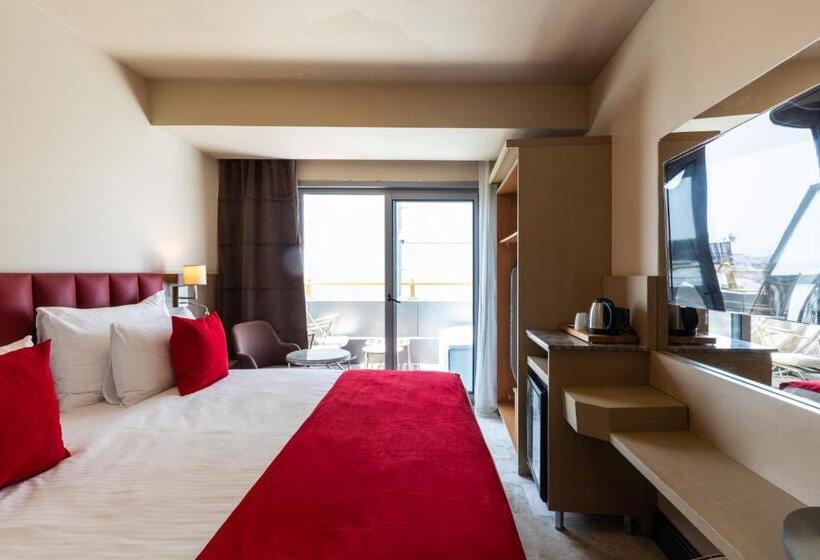 バスタブ付きデラックスルーム, Ramada By Wyndham Istanbul Pera
