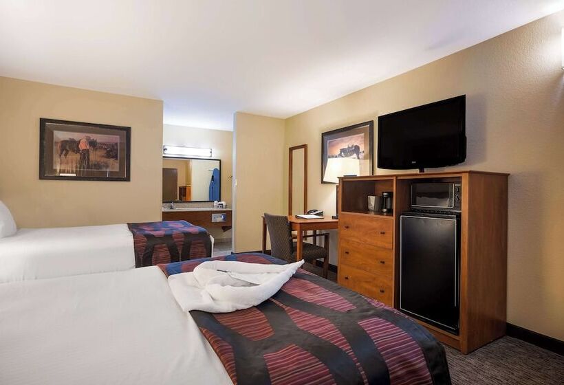 Номер Стандарт 2 Двуспальные Кровати, Best Western Plains Motel