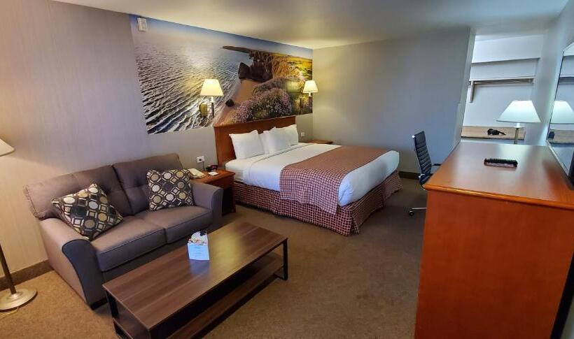 Люкс Кровать Кинг, Baymont By Wyndham Seattle/kirkland Wa