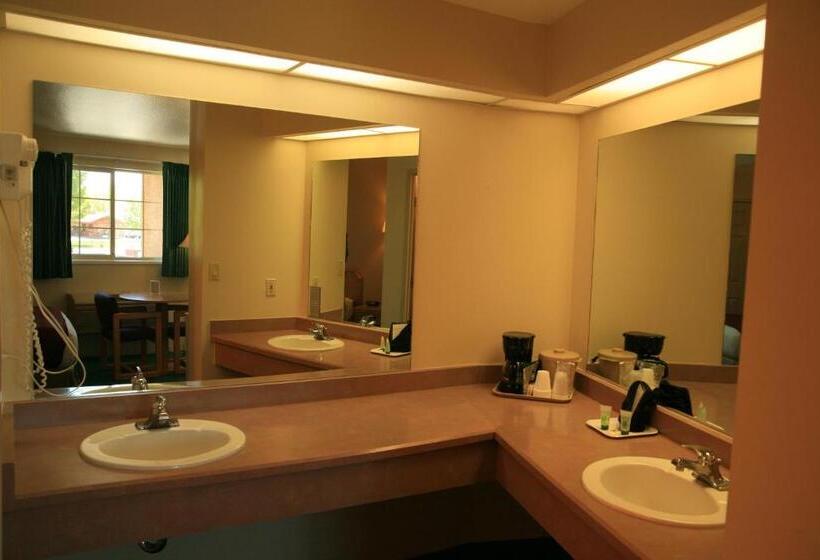 Номер Стандарт, Black Canyon Motel
