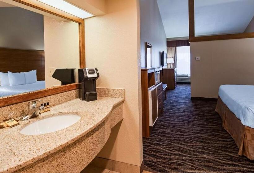 带双人大床的行政管理套房, Best Western Plus Saddleback Inn And Conference Center