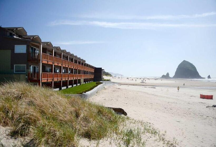 스위트, Surfsand Resort