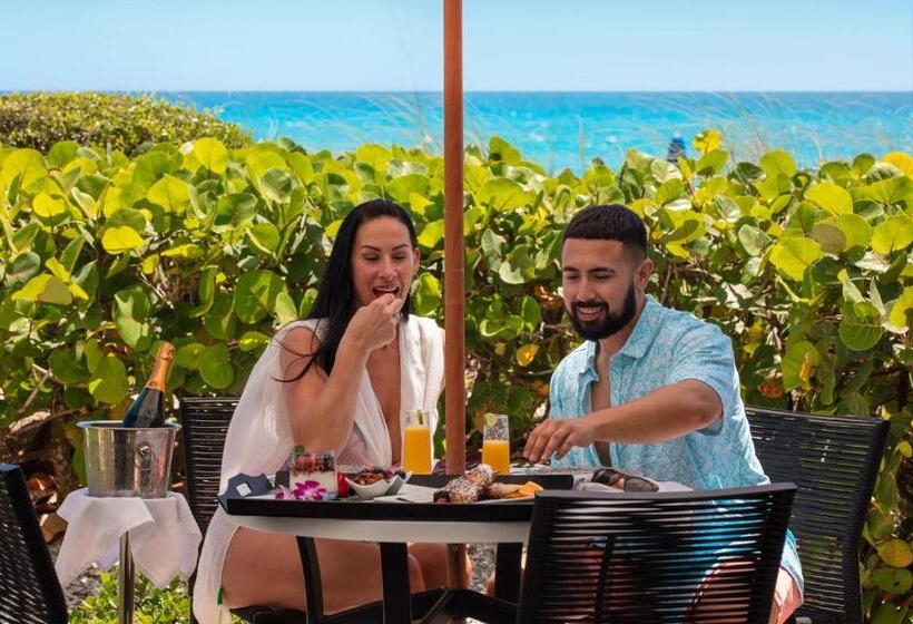 Номер Стандарт Кровать Кинг Адаптированный для Инвалидов, Costa D'este Beach Resort & Spa