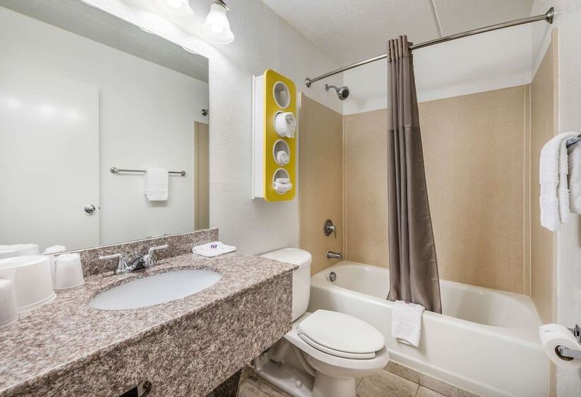 Номер Стандарт 2 Двуспальные Кровати, Motel 6 Henderson, Tx