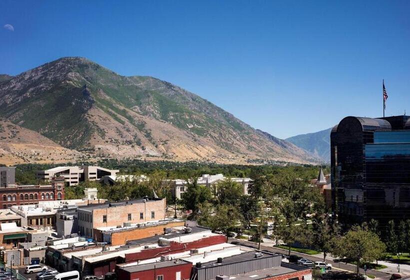 Номер Стандарт, Provo Marriott Hotel & Conference Center
