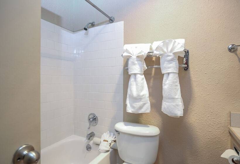 스탠다드 룸 더블 침대 2개, Ebb Tide Oceanfront Inn