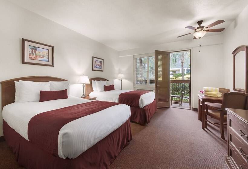 インサイドデラックスルーム, Palm Mountain Resort & Spa