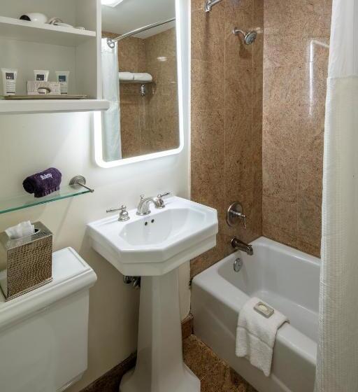 Номер Стандарт, Collegian Hotel & Suites, Trademark Collection By Wyndham
