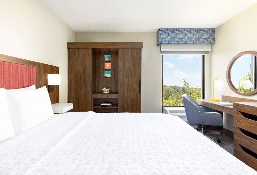 Номер Стандарт, Hampton Inn Long Island/islandia