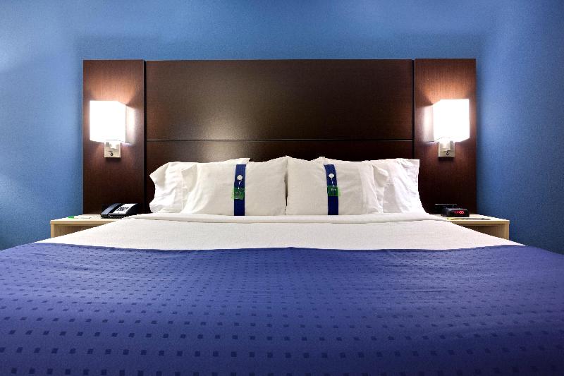 Quarto Standard Cama King, Holiday Inn & Suites Atlanta Airport North, An Ihg