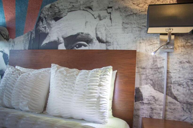 스탠다드 룸, The Rushmore Hotel & Suites; Bw Premier Collection