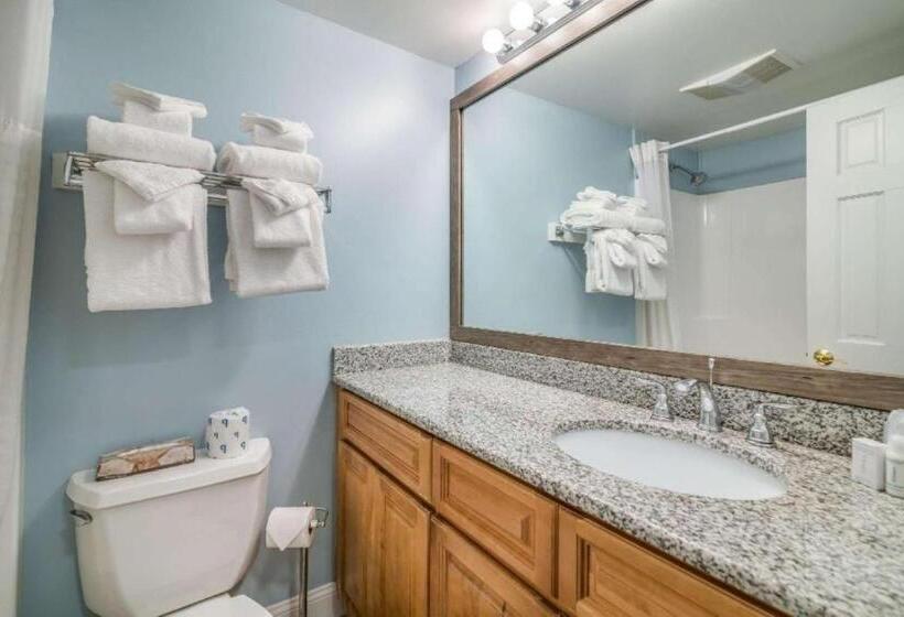 جناح مزود بجاكوزى, Green Granite Inn, Ascend Hotel Collection