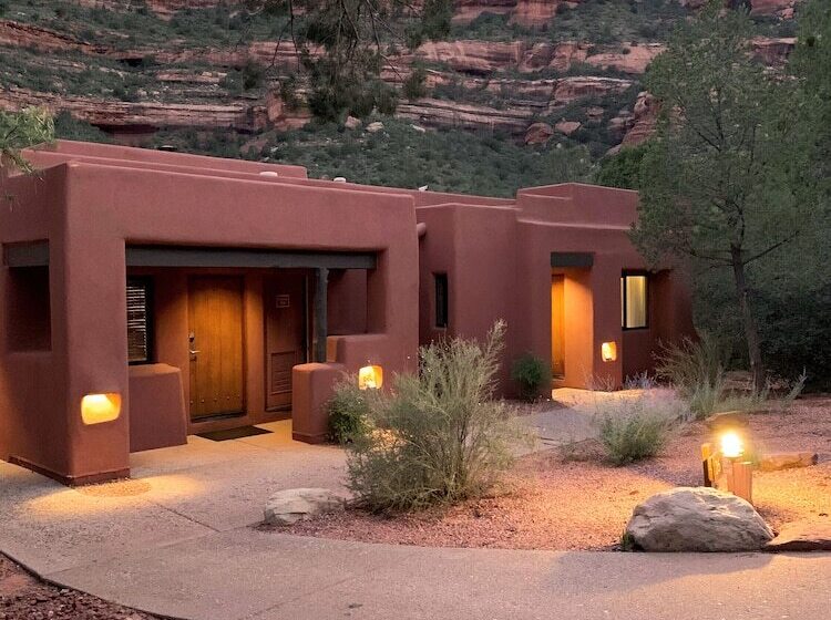 스위트 킹사이즈 침대, Enchantment Resort