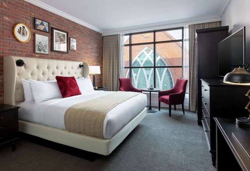 Студио Стандарт Кровать Кинг, Saranac Curio Collection By Hilton