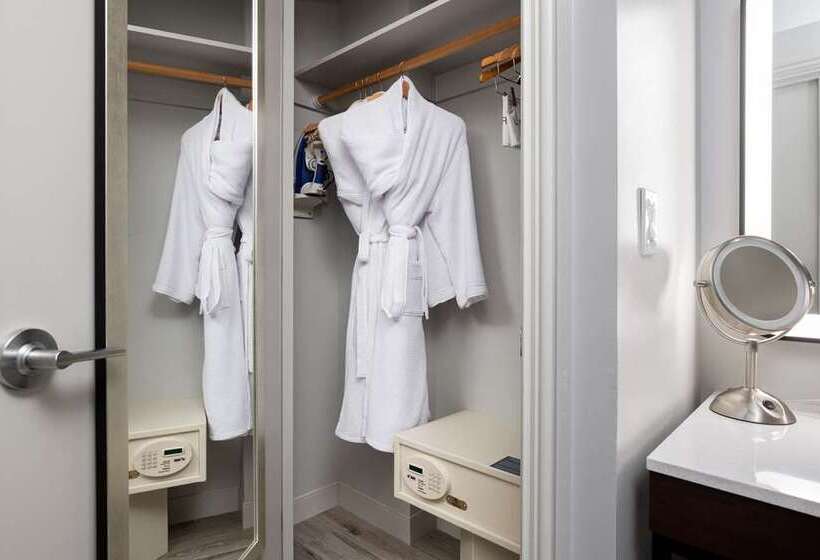 Стандартный Номер Кровать Кинг, Hilton Galveston Island Resort