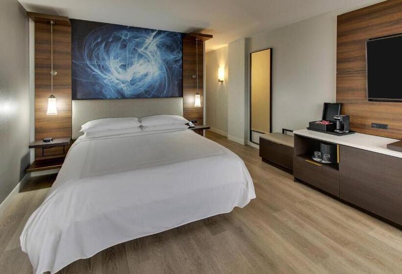 스탠다드 룸 킹사이즈 침대, Huntsville Marriott At The Space & Rocket Center