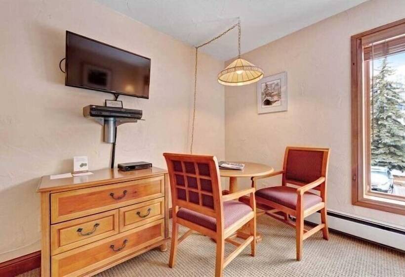 Апартаменты 1 Спальня, Lion Square Lodge