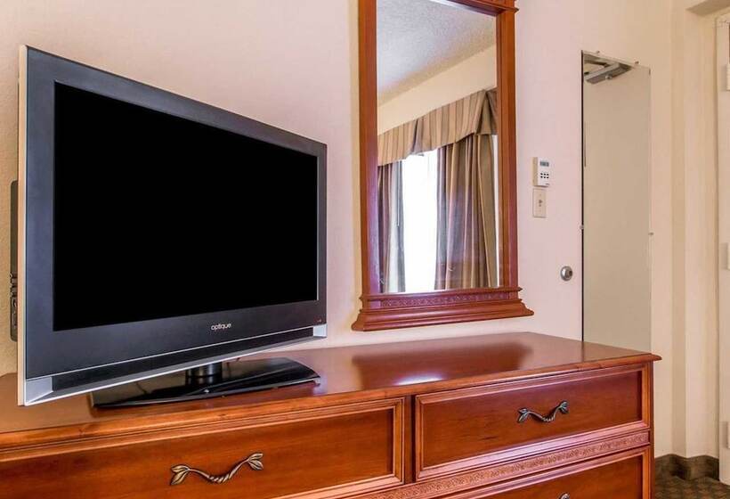 ２ダブルベッドのスタンダードルーム, Quality Inn Savannah Historic District