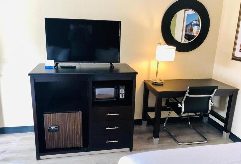 스탠다드 룸 킹사이즈 침대, Super 8 By Wyndham Williams West Route 66   Grand Canyon Area