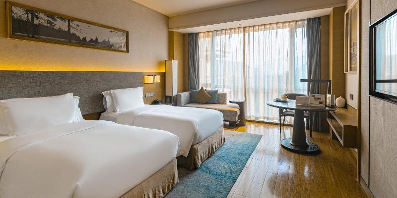 Suite met Kingsize Bed, Embassy Suites By Hilton West Palm Beach Central