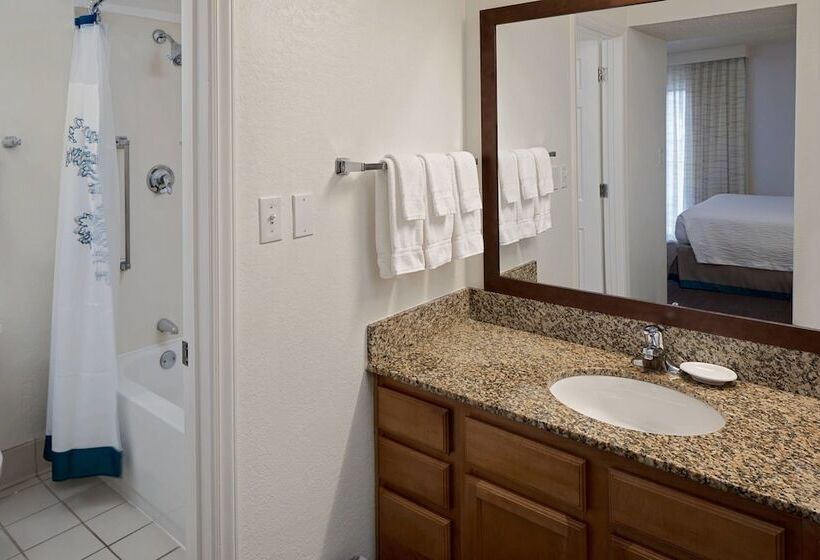ペントハウススイート, Residence Inn Richmond West End