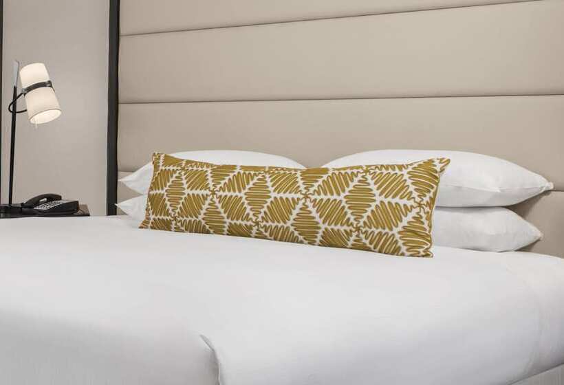Quarto Estandar Cama Casal para Deficientes Físicos, San Diego Mission Bay Resort