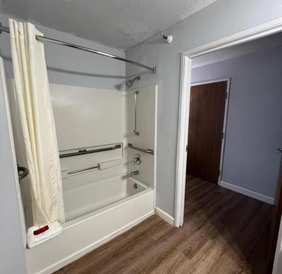 适合残疾人使用的标准间, Economy 7 Inn   Norfolk