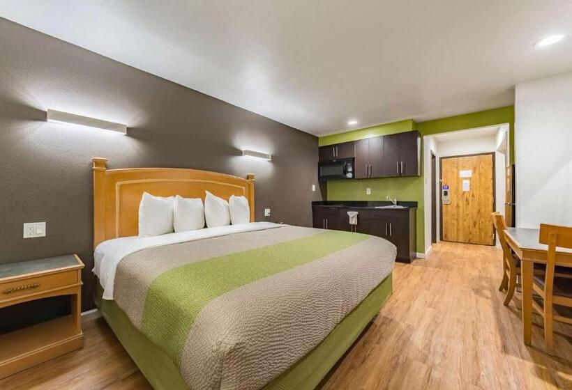 带大床的标准间, Quality Inn & Suites Plano East   Richardson