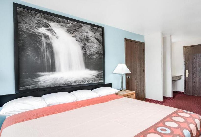 스탠다드 룸 킹사이즈 침대, Super 8 By Wyndham Tomah Wisconsin