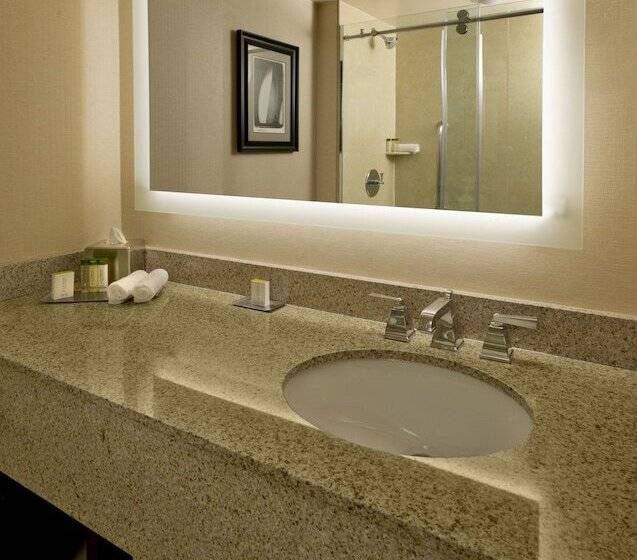 Номер Стандарт 2 Двуспальные Кровати, Doubletree By Hilton Boston North Shore