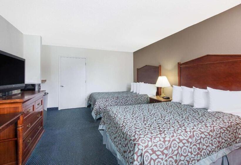 장애인을 위한 스탠다드 룸, Days Inn By Wyndham Arlington Pentagon