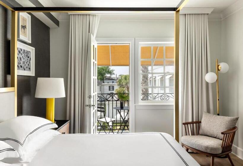 Номер Премиум, Kimpton Brice Hotel, An Ihg