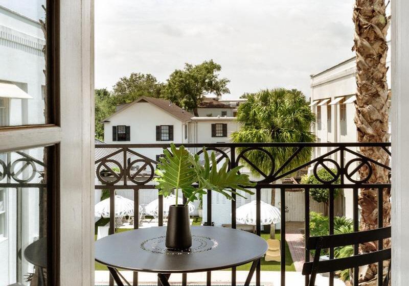 Номер Премиум, Kimpton Brice Hotel, An Ihg