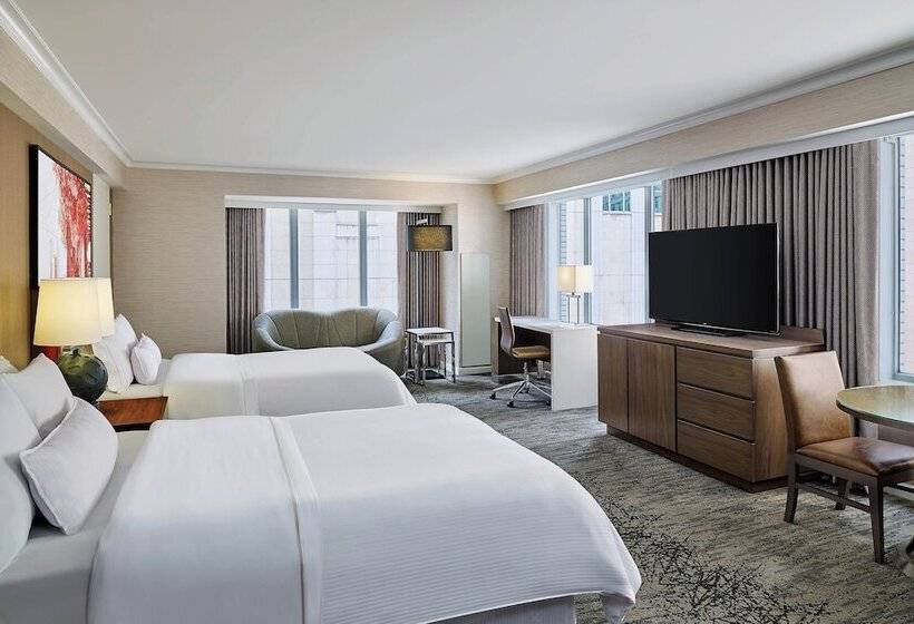 Номер Клуб, The Westin Michigan Avenue Chicago
