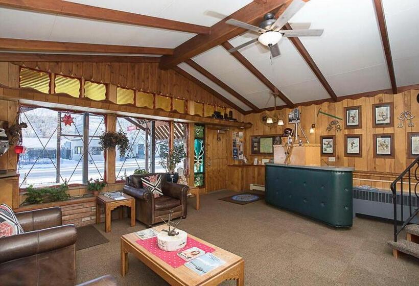 Стандартный Номер Кровать Кинг, Yodeler Motel