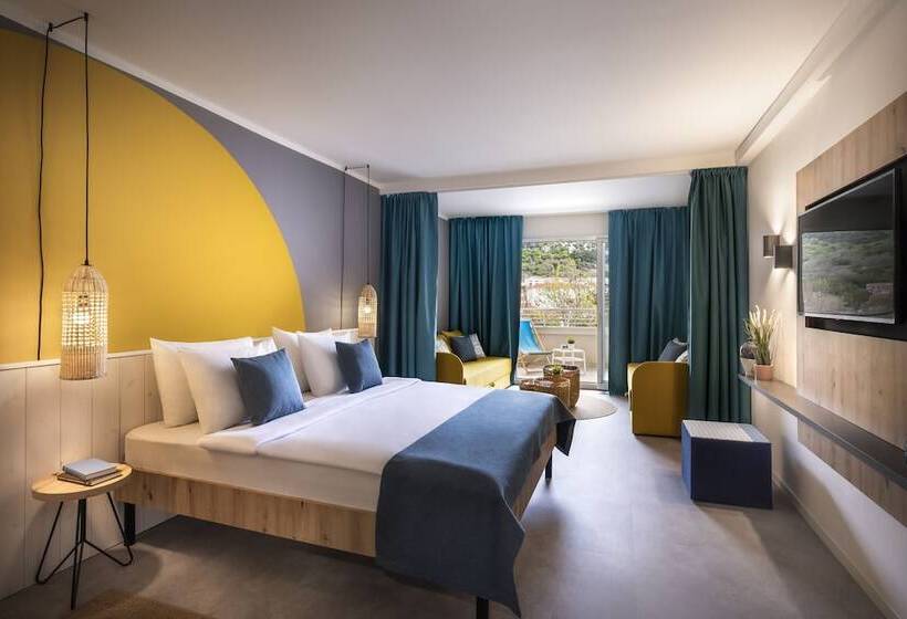 Номер Superior, Sunny Baška Hotel By Valamar, Ex Corinthia