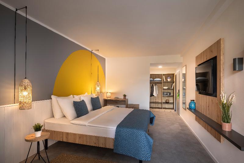 Трехместный Номер Superior, Sunny Baška Hotel By Valamar, Ex Corinthia