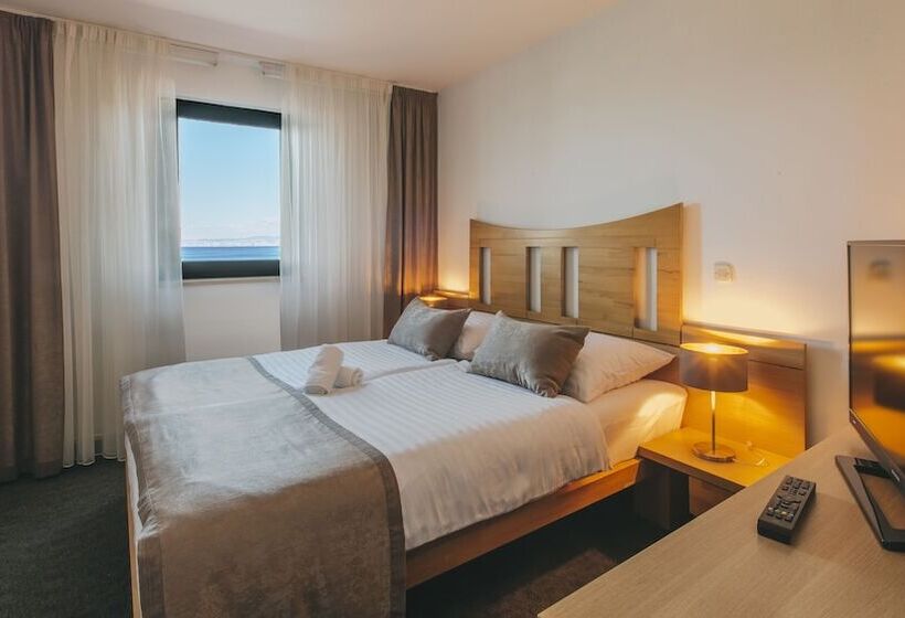 اتاق استاندارد با چشم‌انداز دریا, Veya Hotel By Aminess