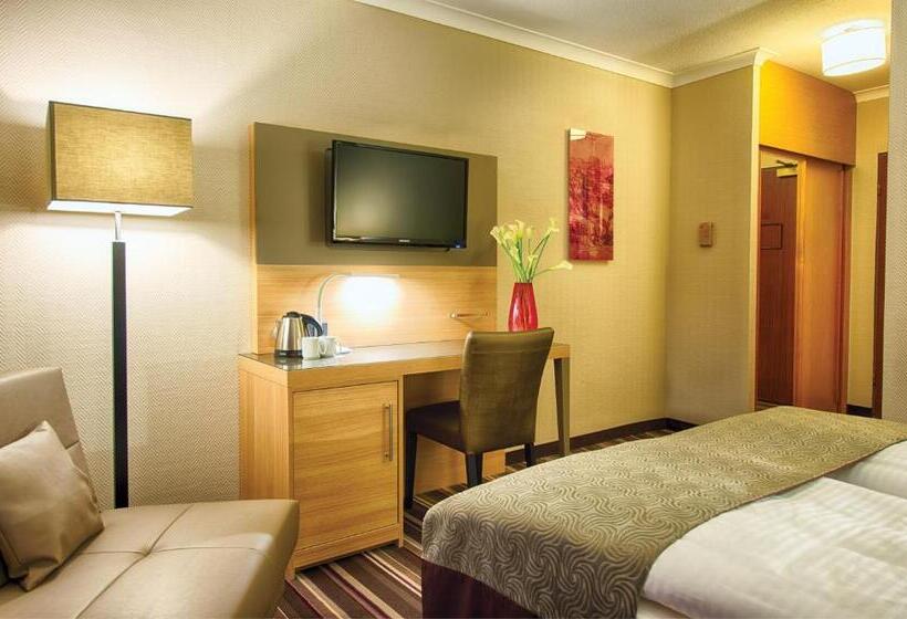 Номер Superior, Leonardo Hotel Düsseldorf Airport Ratingen