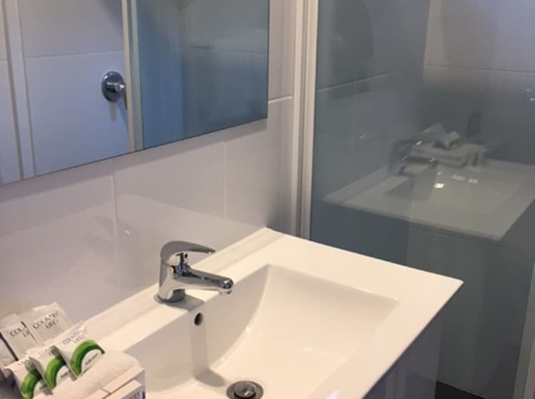 Номер Стандарт, Cronulla Motor Inn